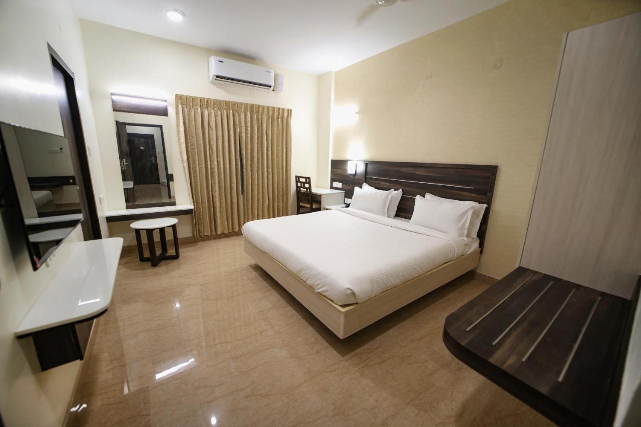 Avenue 11 Premium Stays Madurai Buitenkant foto